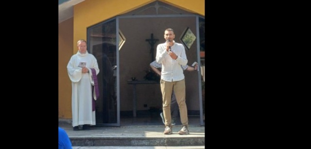 La comunità ha ricordato don Mario Moiola e don Roberto Malgesini