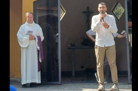 La comunità ha ricordato don Mario Moiola e don Roberto Malgesini
