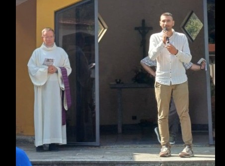 La comunità ha ricordato don Mario Moiola e don Roberto Malgesini