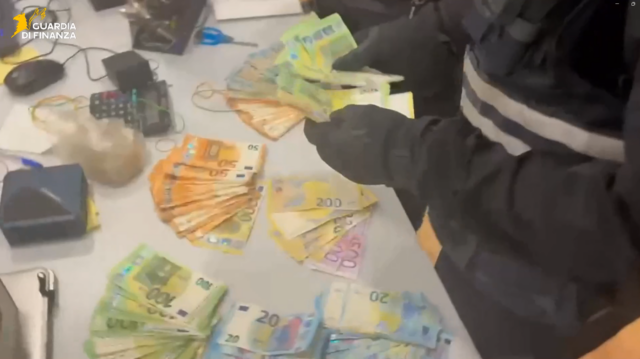 Scoperta nel milanese la “banca occulta” della mafia, perquisizioni anche nel comasco