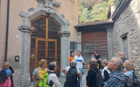 Grande partecipazione alla “Camminata alla scoperta di Proserpio e Castelmarte”