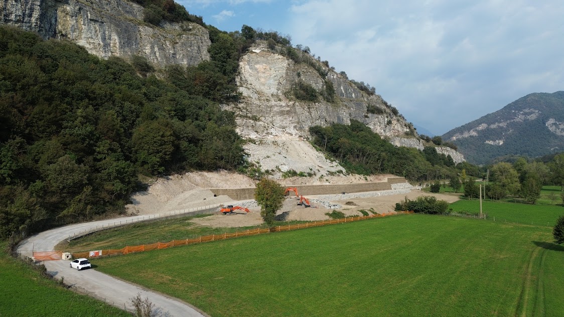 Variante Scarenna, la strada riaprirà a metà novembre dopo 16 anni