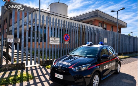 Sorpreso a vendere droga, arrestato dai Carabinieri