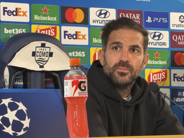Como-United 4-1, Fàbregas: “Questi ragazzi mi riempiono di forza”