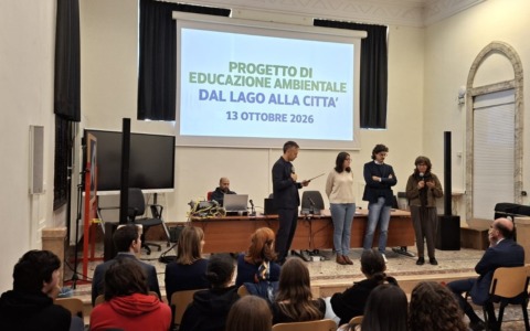 Studenti comaschi a scuola di ambiente tra Cosia e Lario
