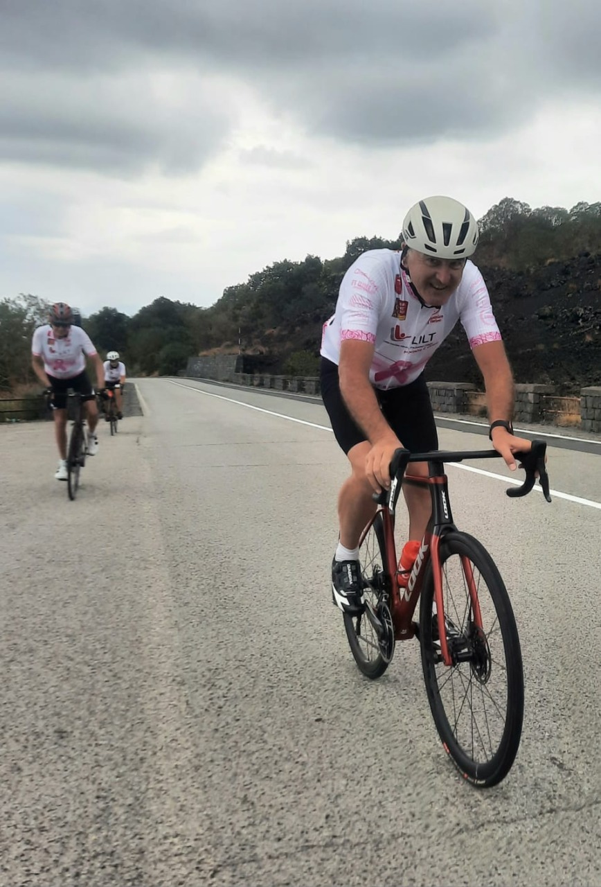 Pedala per 700 chilometri a sostegno della Lilt