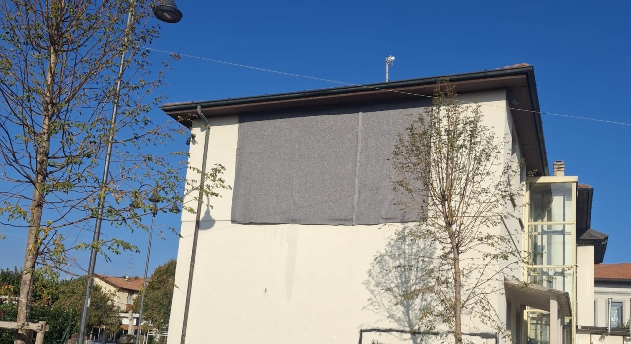 Murale in piazza ultimato, si attende solo l’inaugurazione