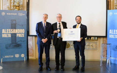 Premio Volta a Jean Dalibard, lo scienziato che ha “fermato” gli atomi con la luce