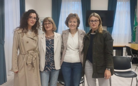 Presentato lo sportello psicologico gratuito per adolescenti
